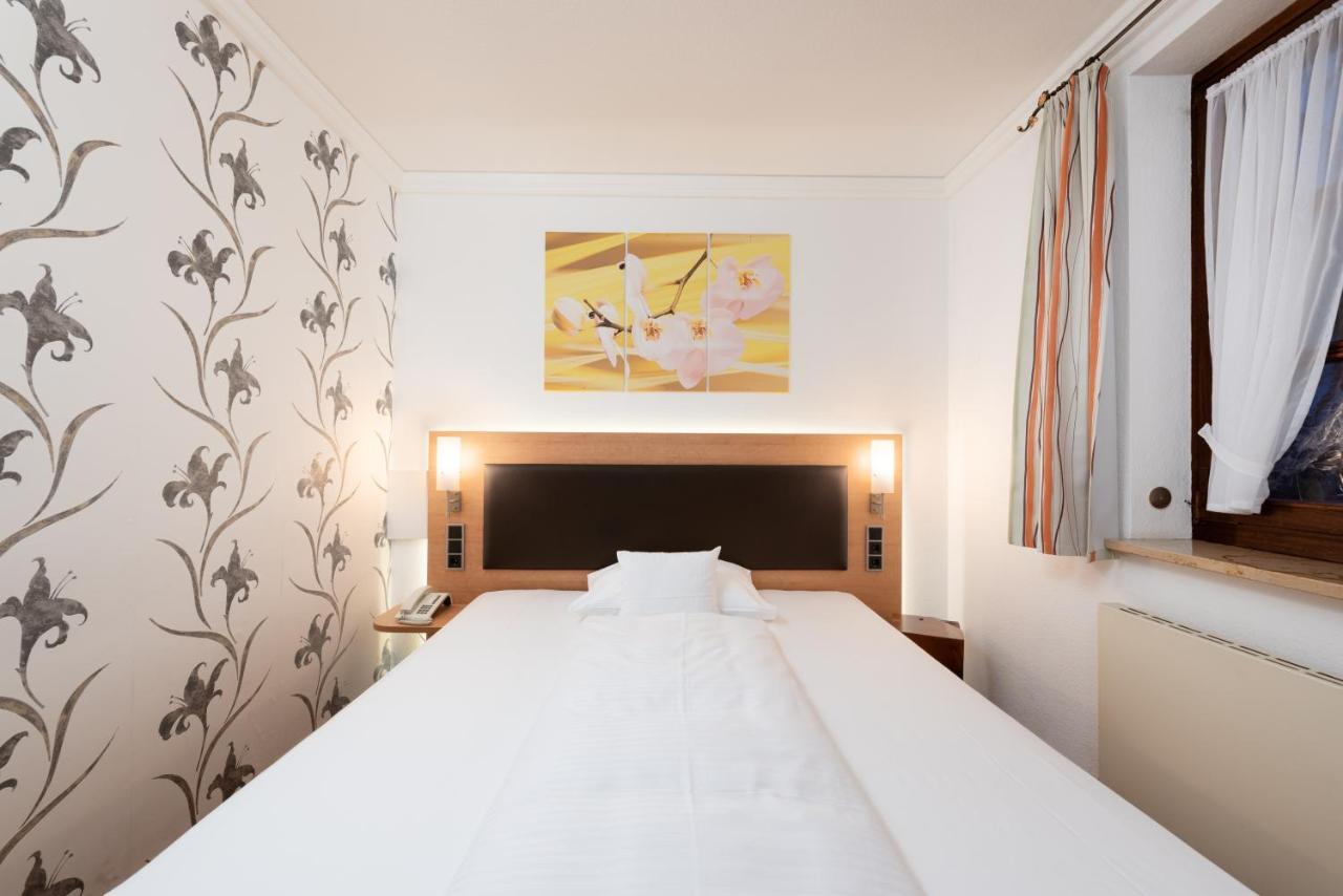 Hotel Riesengebirge Neuhof an der Zenn Kültér fotó