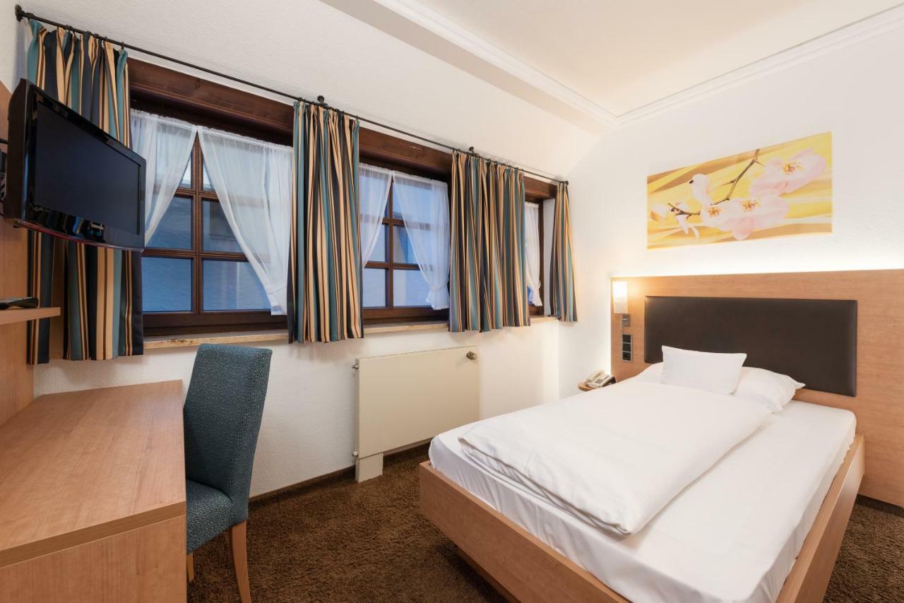 Hotel Riesengebirge Neuhof an der Zenn Kültér fotó